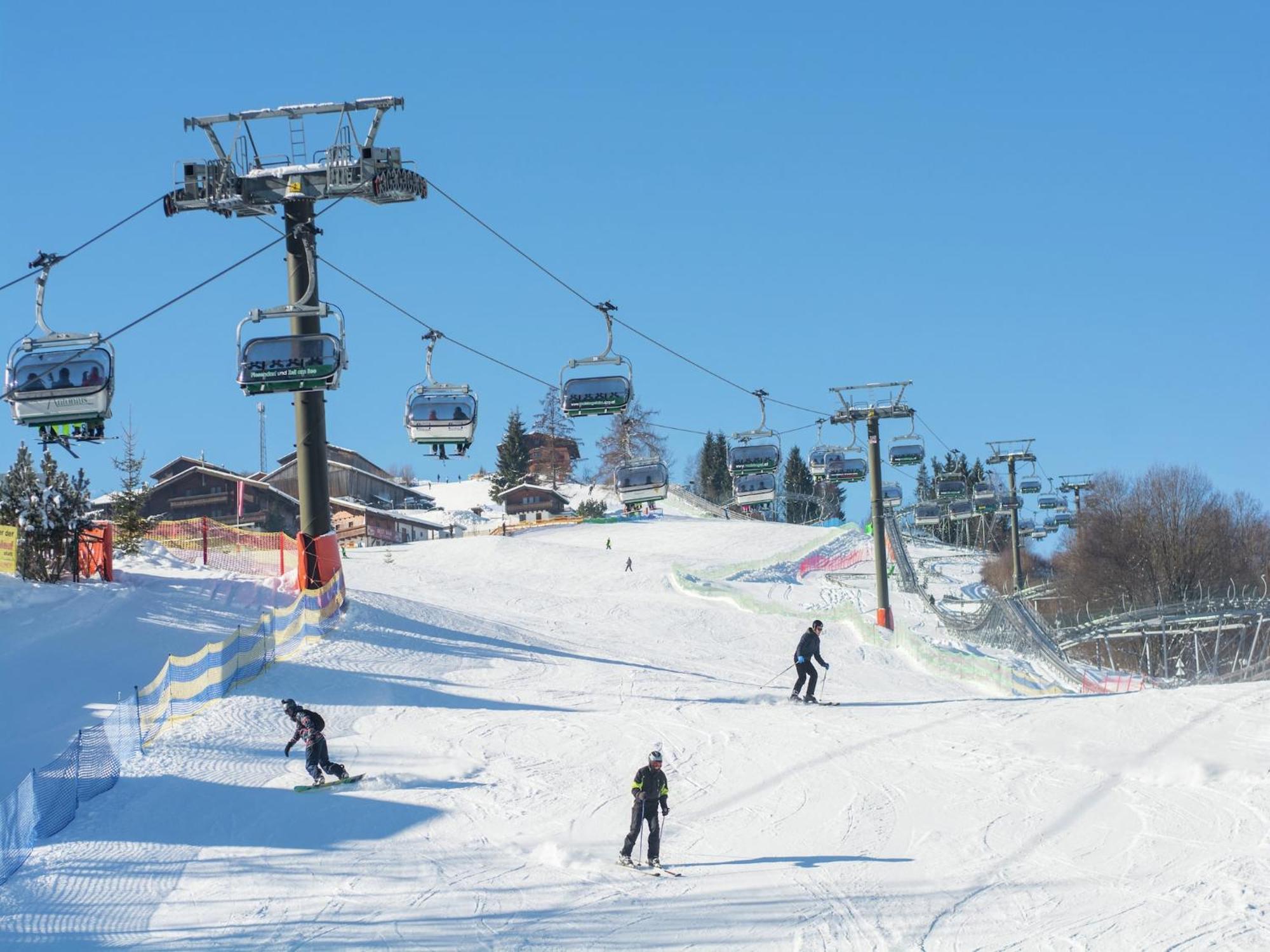 Modern Mansion In Kaprun Near Ski Area Bagian luar foto